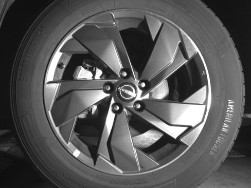 Used 2025 Nissan Rogue SV FWD image 12