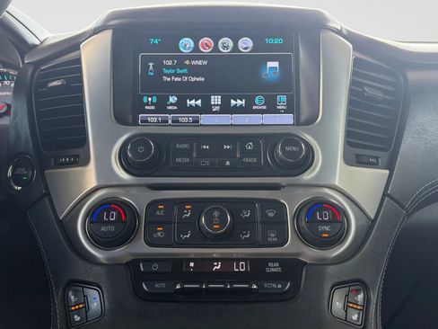 Used 2017 GMC Yukon SLT AWD/4WD image 25