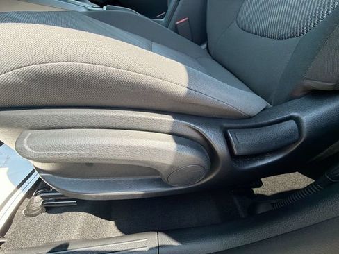 Certified 2024 Kia Seltos LX AWD/4WD image 22