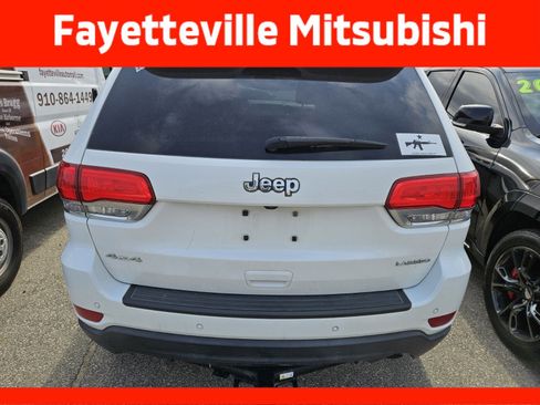 Used 2019 Jeep Grand Cherokee Laredo image 11