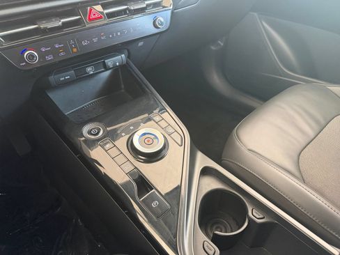 Used 2024 Kia Niro Wind FWD image 44