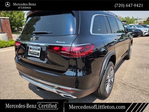Used 2024 Mercedes-Benz GLS 450 4MATIC image 7