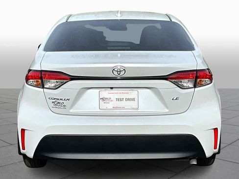 Certified 2025 Toyota Corolla LE image 5