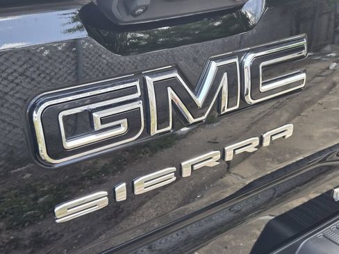Used 2024 GMC Sierra 1500 Elevation RWD image 12