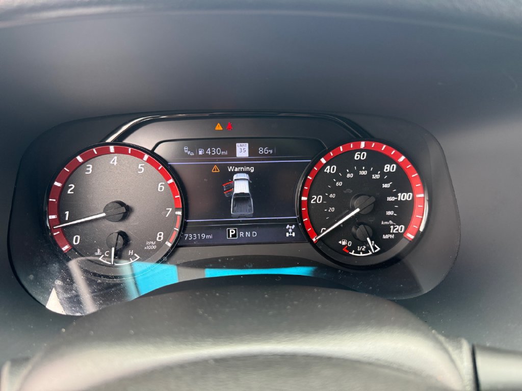 Used 2023 Nissan Frontier PRO-4X w/ Pro-4X Premium Package AWD/4WD image 14