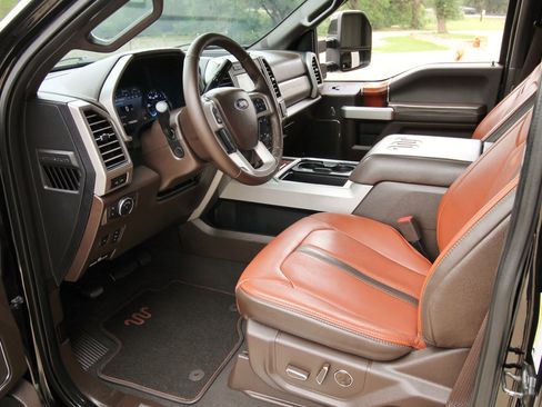 Used 2019 Ford F350 King Ranch w/ King Ranch Ultimate Package AWD/4WD image 22