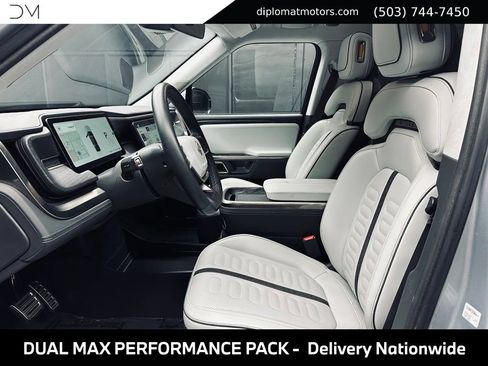 Used 2024 Rivian R1S Adventure AWD/4WD image 17