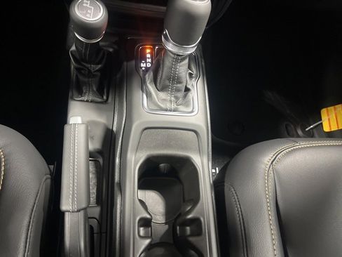 New 2025 Jeep Gladiator Sport image 16