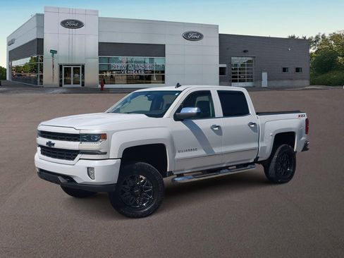 Used 2018 Chevrolet Silverado 1500 LTZ Z71 image 1