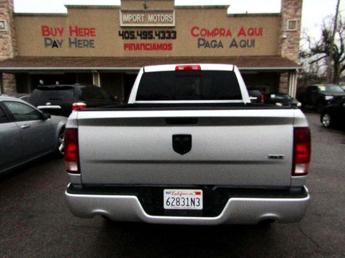 Used 2018 RAM 1500 Classic SLT image 5