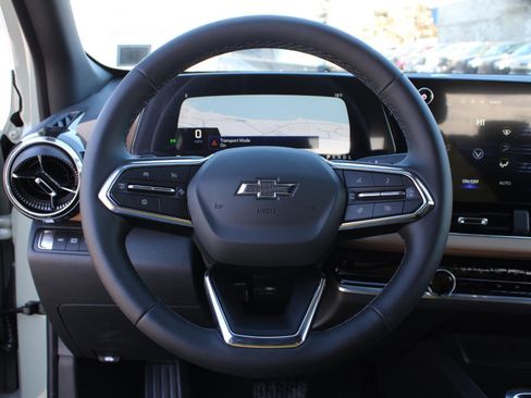 New 2026 Chevrolet Equinox ACTIV w/ Convenience Package III image 10