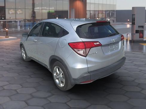 Used 2016 Honda HR-V LX image 7