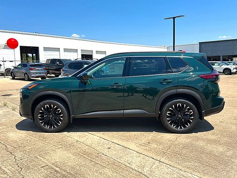 New 2026 Nissan Rogue Dark Armor FWD image 5