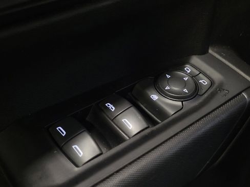 Used 2019 Chevrolet Silverado 1500 Custom w/ Custom Value Package image 27