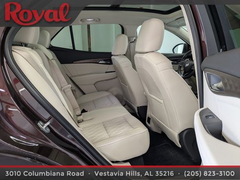 Used 2023 Buick Envision Avenir FWD image 10
