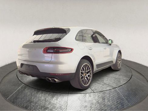 Used 2018 Porsche Macan S w/ Premium Package Plus AWD/4WD image 2