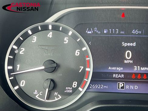 Used 2024 Nissan Titan SV w/ SV Convenience Package image 15