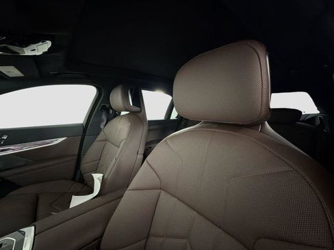 New 2026 BMW 750e xDrive w/ Executive Package AWD/4WD image 20