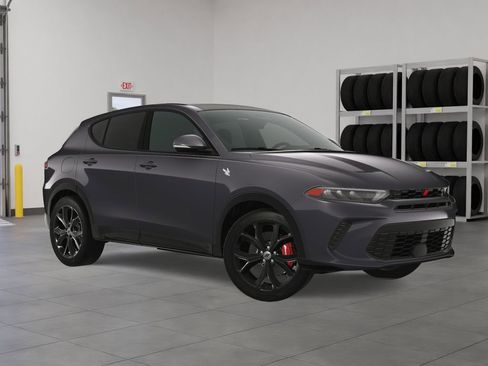 New 2024 Dodge Hornet R/T Plus w/ Track Pack image 9