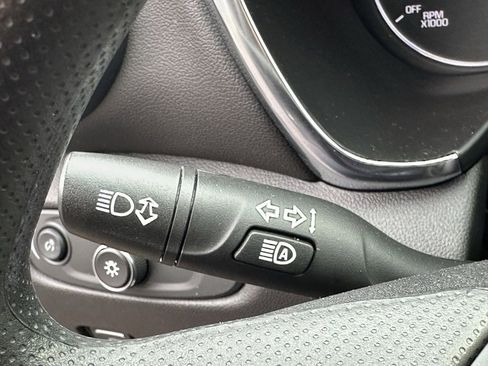 Used 2022 Chevrolet Blazer LT image 38