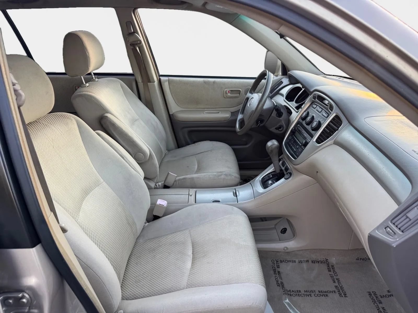 Used 2005 Toyota Highlander 4WD V6 w/ 3rd Row image 10