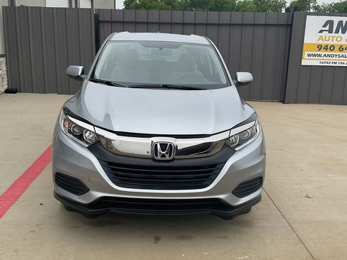 Used 2020 Honda HR-V LX image 3