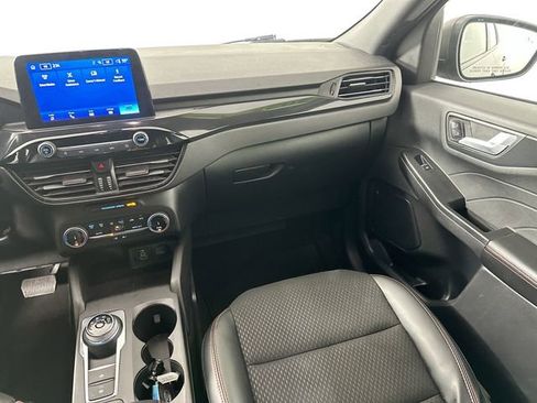 Used 2025 Ford Escape ST-Line image 24