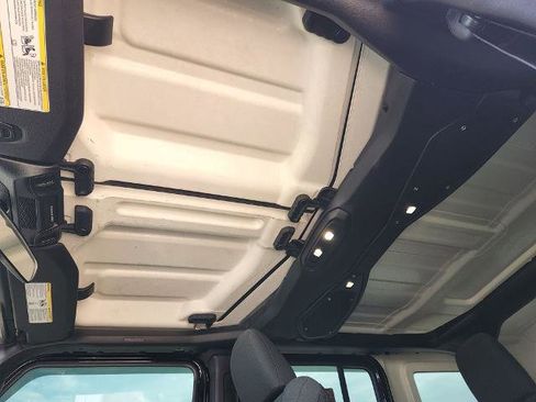 Used 2024 Jeep Wrangler Sport image 16