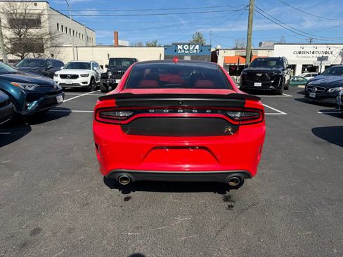 Used 2019 Dodge Charger Scat Pack image 7