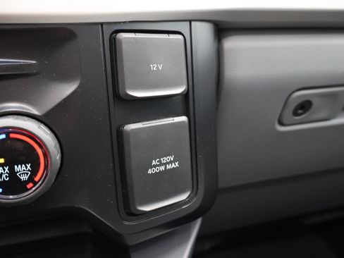 Used 2025 Ford F250 XLT w/ Black Appearance Package AWD/4WD image 50
