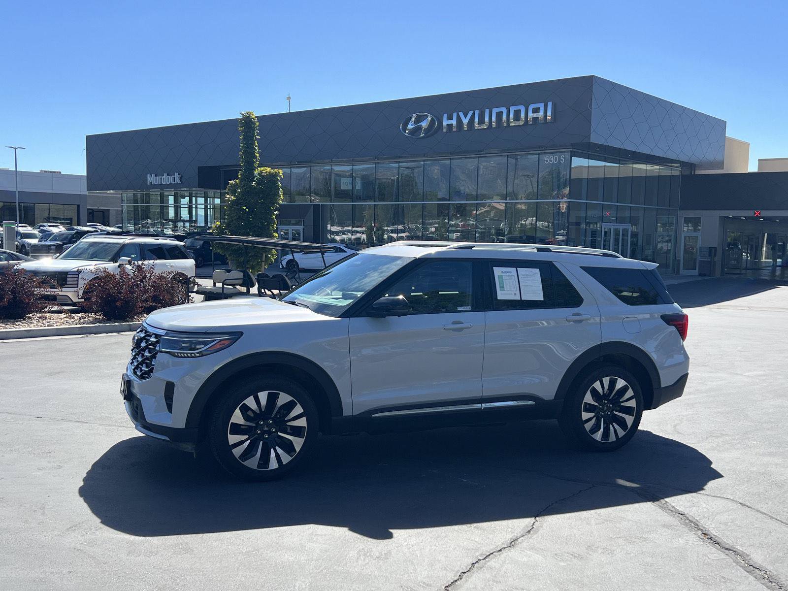 Used 2025 Ford Explorer Platinum w/ LUX Leather Package AWD/4WD image 1