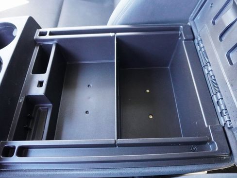 Used 2009 Chevrolet Silverado 1500 LT image 22