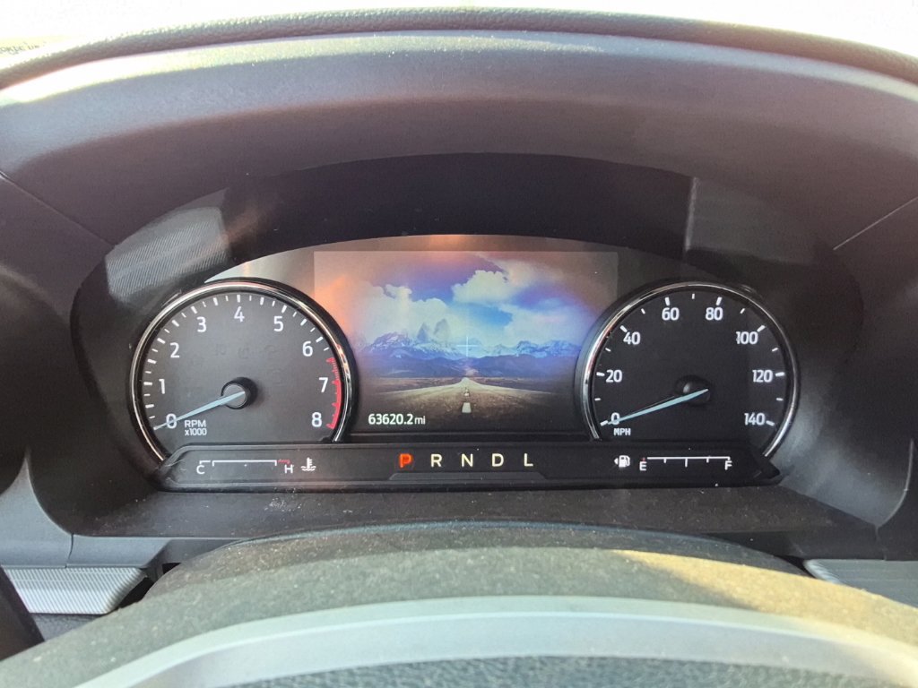 Used 2023 Ford Explorer XLT w/ Equipment Group 202A RWD image 11