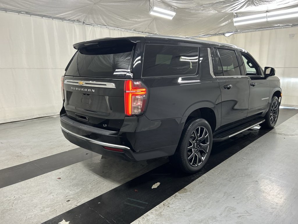 Certified 2024 Chevrolet Suburban LT w/ Luxury Package AWD/4WD image 2