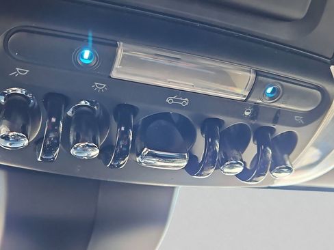 Used 2023 MINI Cooper S image 15