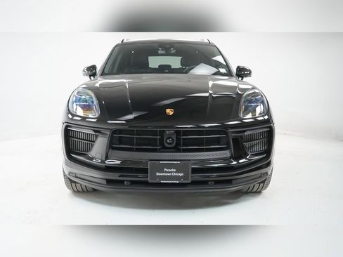Certified 2025 Porsche Macan S image 6