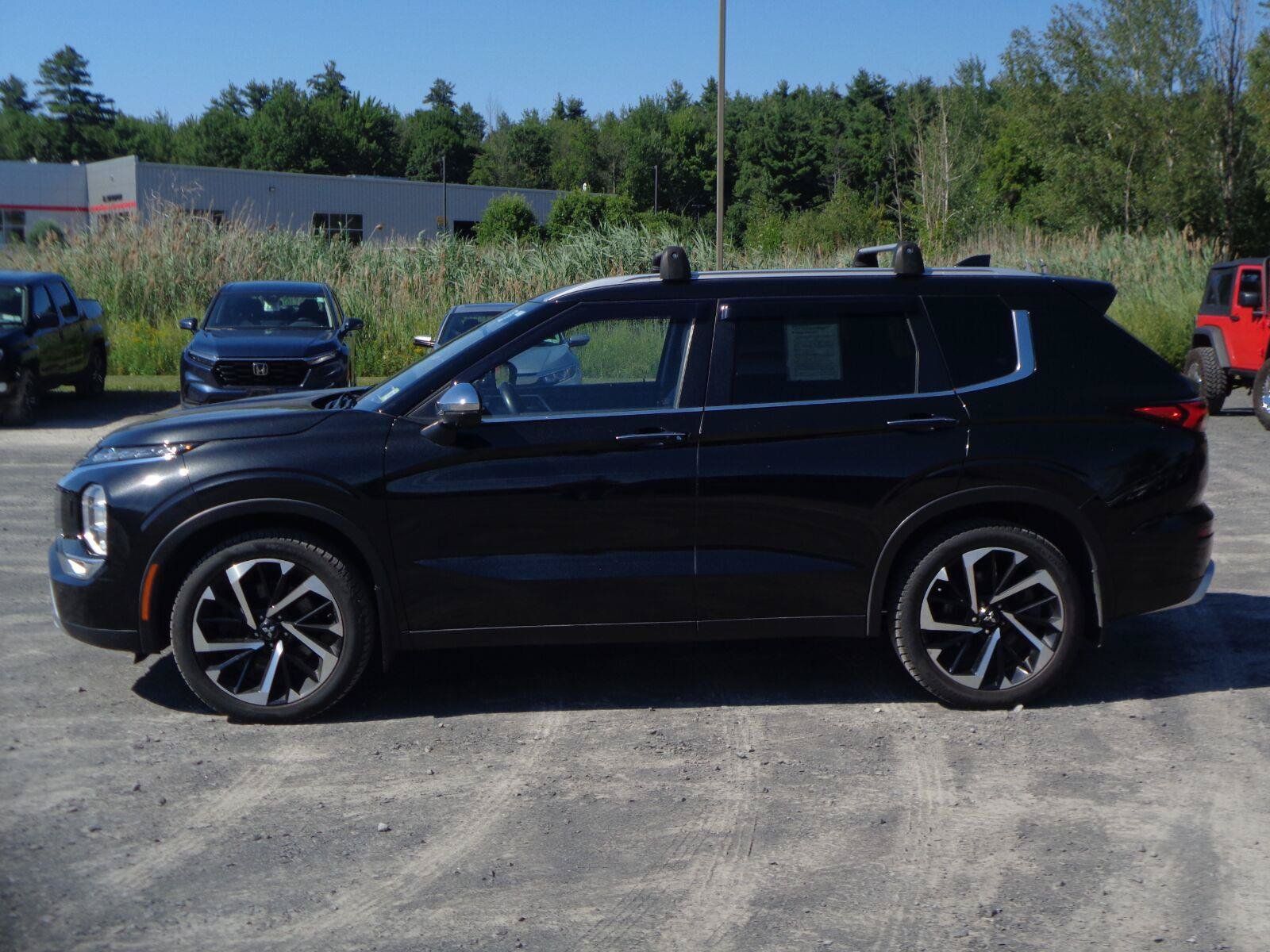 Used 2022 Mitsubishi Outlander SE AWD/4WD image 5