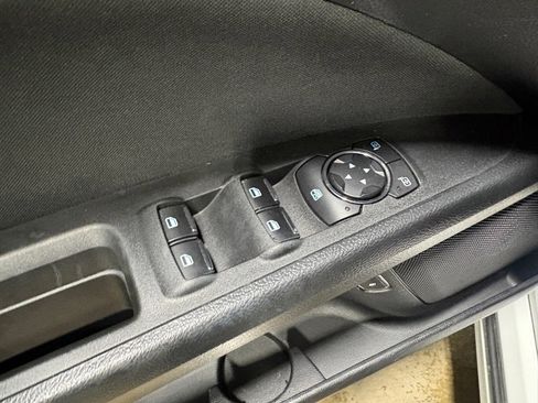 Used 2019 Ford Fusion SE image 22