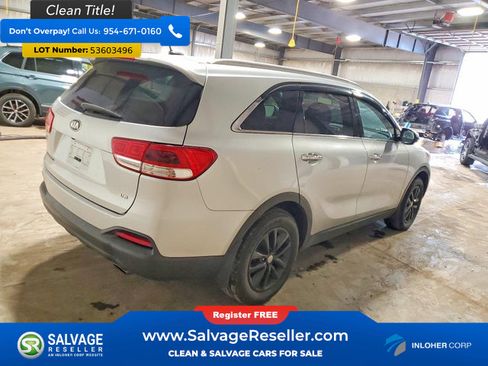 Used 2018 Kia Sorento FWD V6 image 4