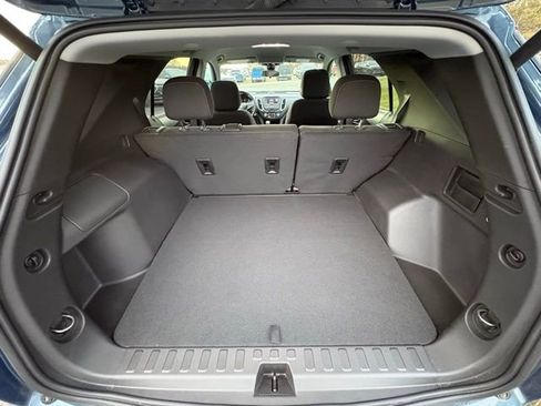 Used 2024 Chevrolet Equinox LT image 35