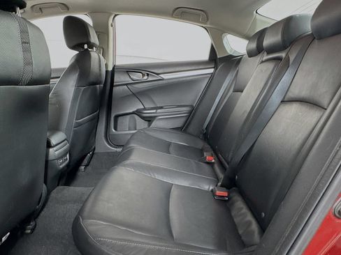 Used 2020 Honda Civic Touring image 9
