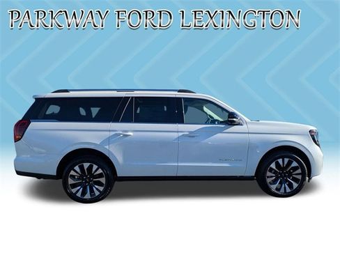 New 2026 Ford Expedition Max Platinum w/ Driver's Package image 4