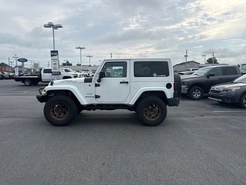 Used 2013 Jeep Wrangler Sahara w/ Connectivity Group AWD/4WD image 2