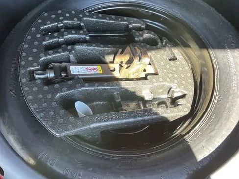 Used 2014 Jeep Grand Cherokee Limited image 26