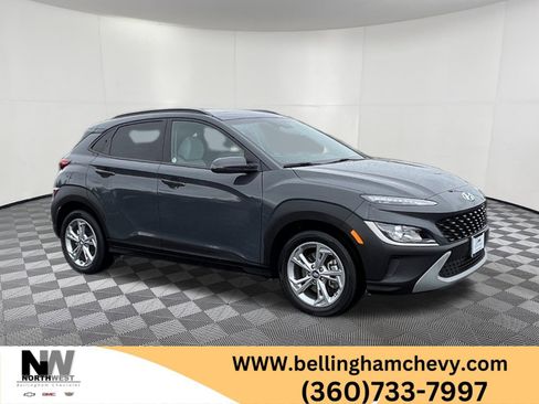 Used 2023 Hyundai Kona SEL w/ Convenience Package image 1