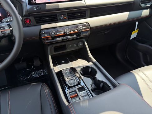 New 2026 Honda Pilot TrailSport image 16