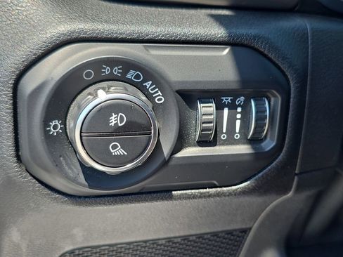 Used 2020 Jeep Gladiator Sport w/ Quick Order Package 24S AWD/4WD image 22