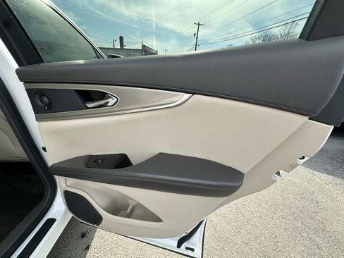 Used 2016 Lincoln MKX Select w/ Select Plus Package image 22