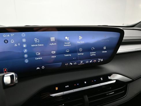 New 2025 Buick Enclave Preferred w/ Power Package image 13