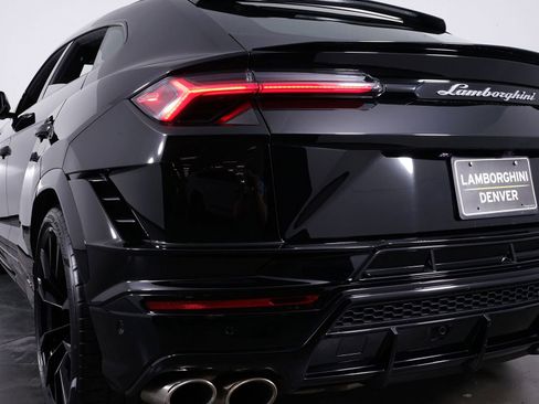 Used 2024 Lamborghini Urus S image 18